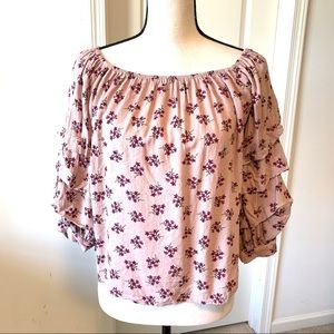 AMERICAN EAGLE OUTFITTERS Floral Blouse—SZ. Med